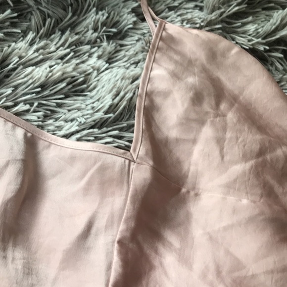 Aritzia satin camisole -BNWOT - Picture 3 of 3